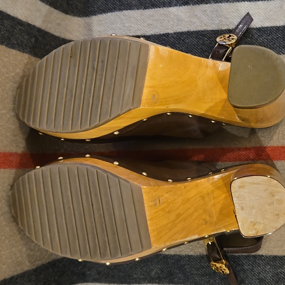 Tory Burch Brown Leather Clogs Sz 10 - Picture 9 of 9